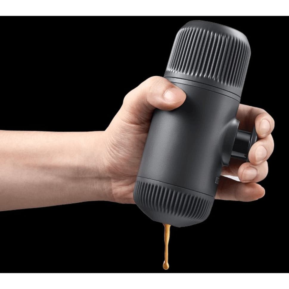 Портативная эспрессо-кофеварка Wacaco Nanopresso серая с чехлом, механическая, для молотого кофе — 4
