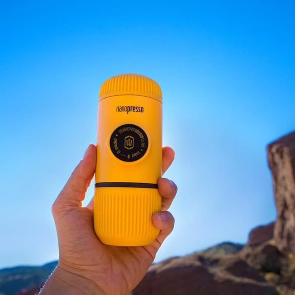Портативная эспрессо-кофеварка Wacaco Nanopresso желтая, механическая, для молотого кофе — 10
