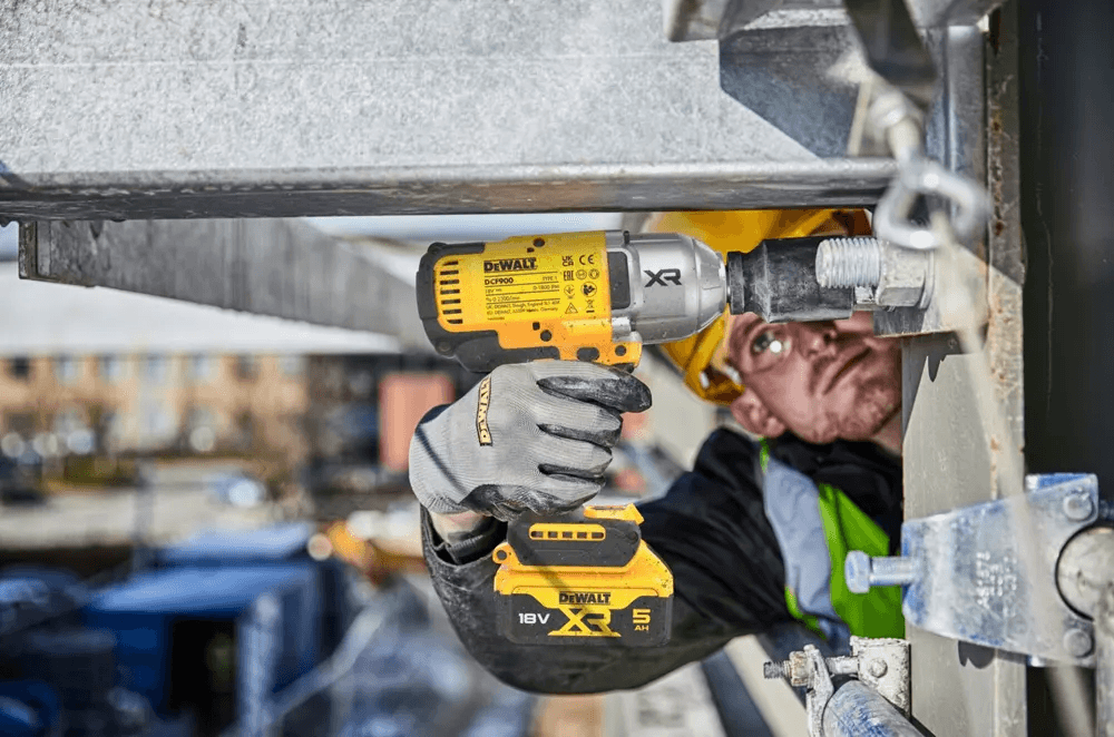 Професійний гайкокрут ударний акумуляторний безщітковий DeWALT DCF900P2T : з АКБ 2шт-18V 5Ah, 1898 Hm — фото 8