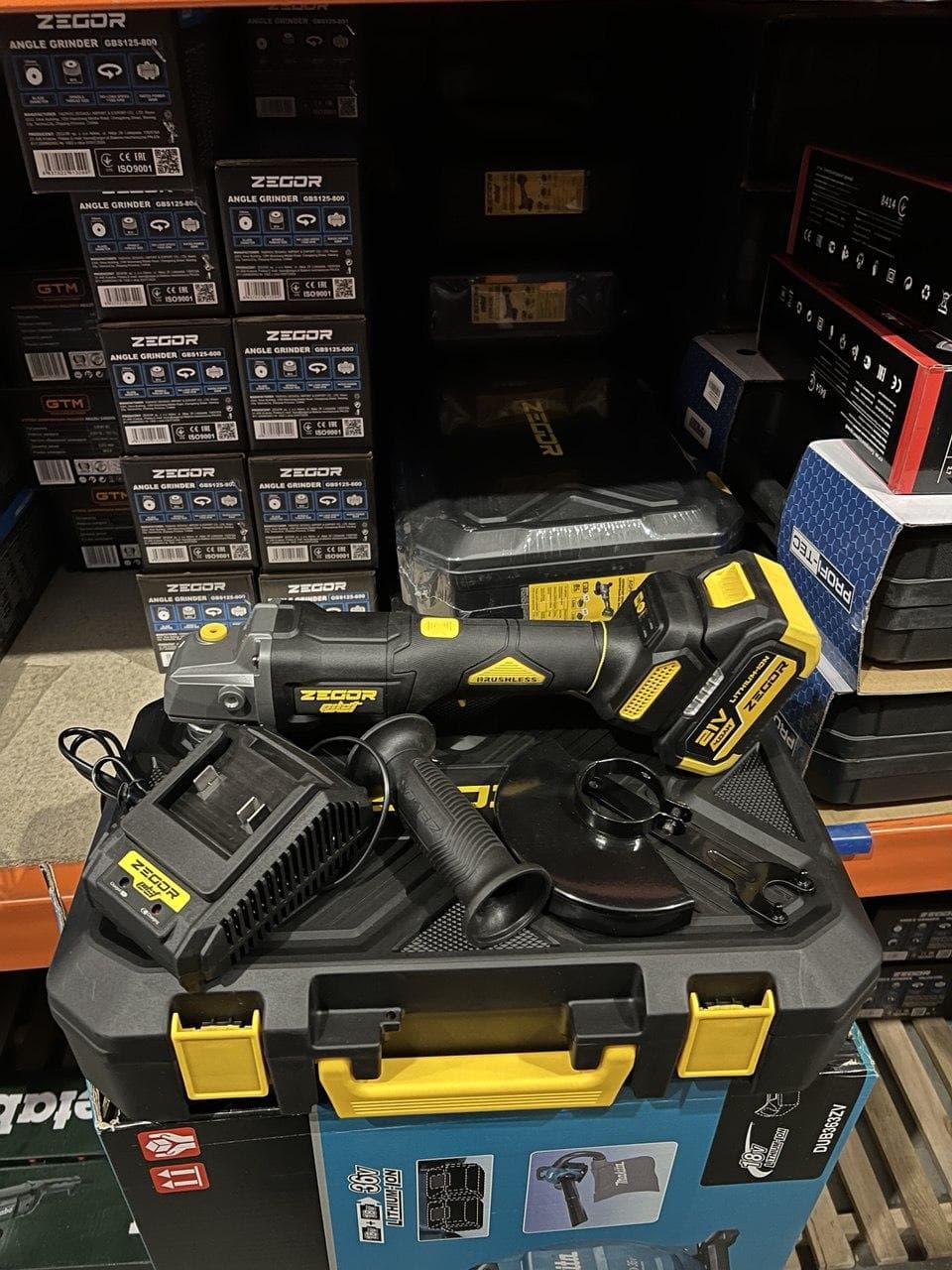 Кутова безщіткова шліфмашина ZEGOR AGPP-21BL-125 (акум 21V 4.0Ah 1шт і зарядка) — фото 2