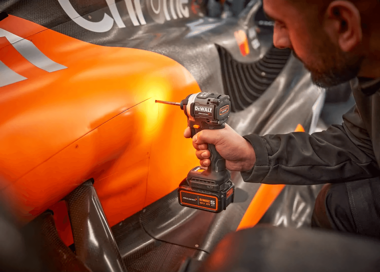 Шурупокрут ударний акумуляторний McLaren F1 TEAM LIMITED EDITION DeWALT DCF85MP2T — фото 10