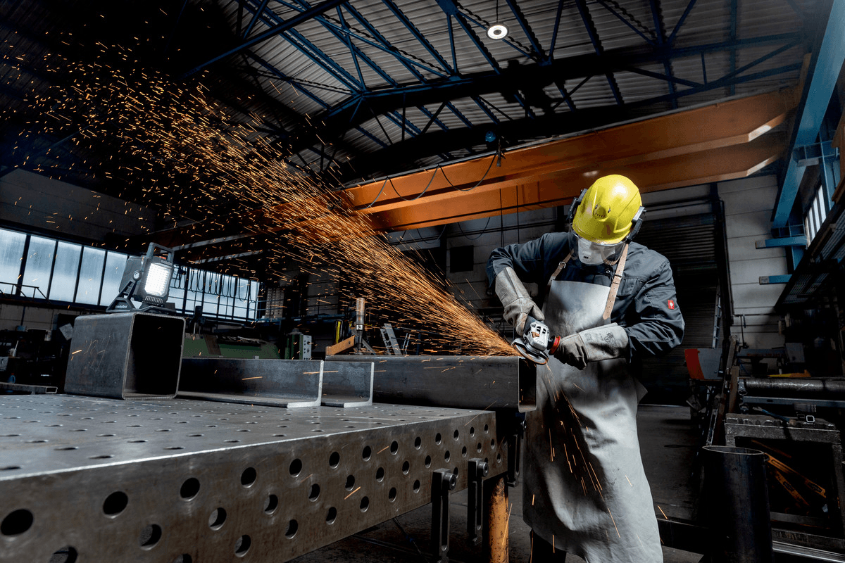 Професійний акумуляторний світлодіодний ліхтар Metabo BSA 18 LED 4000 18V LiHD/Li-Ion, 4000 лм, без АКБ і ЗП (каркас) — фото 5