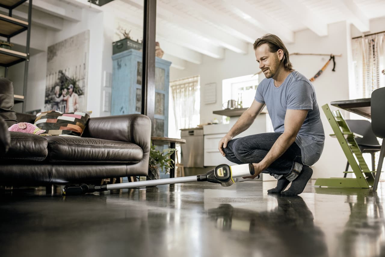 Акумуляторний пилосос Kärcher VC 6 Cordless ourFamily 1.198-670.0, 250 Вт, 25.2 В, HEPA 12 — фото 2