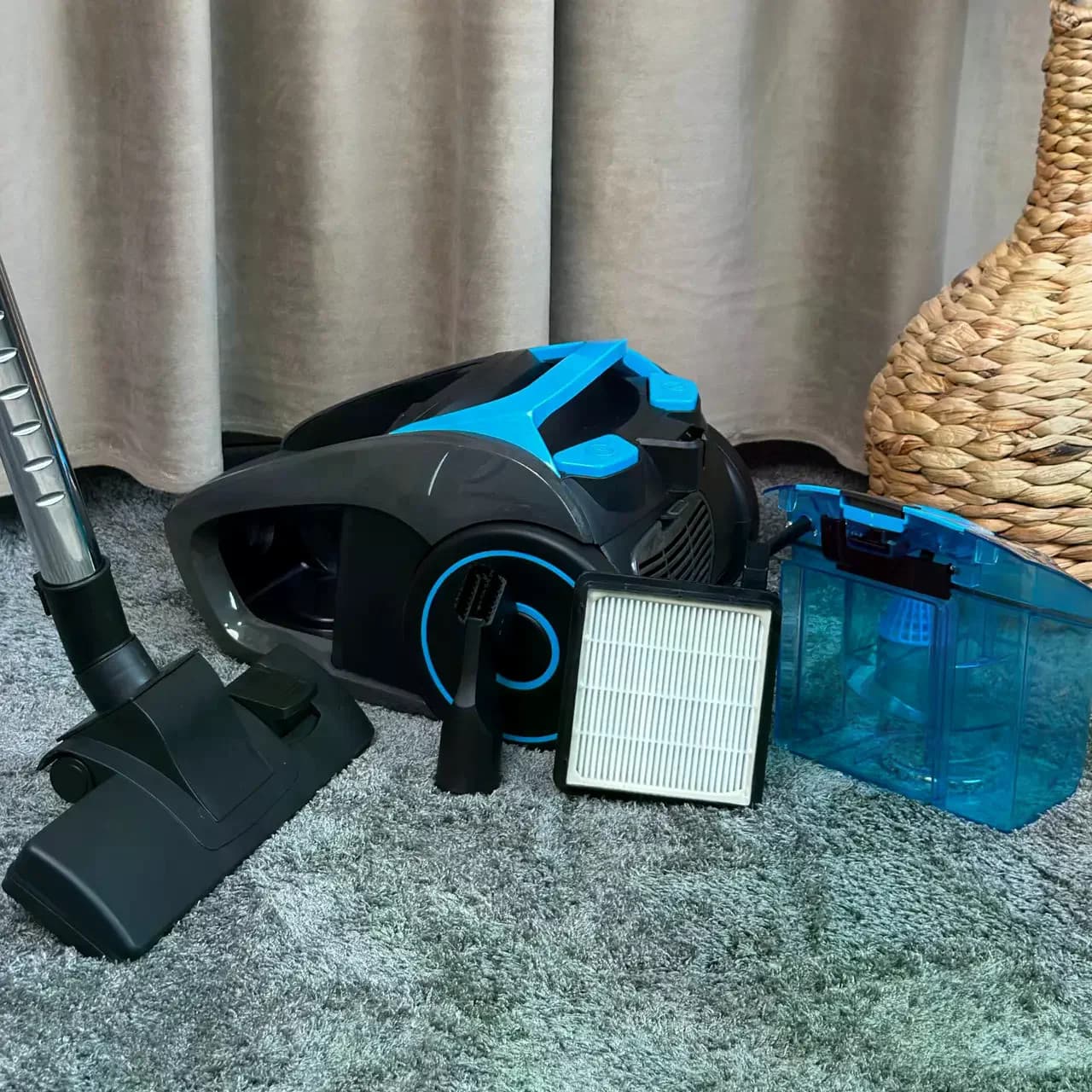 Безмішковий пилосос Skyberg SK-0030 3700 Вт із контейнером 2,5 л — 5