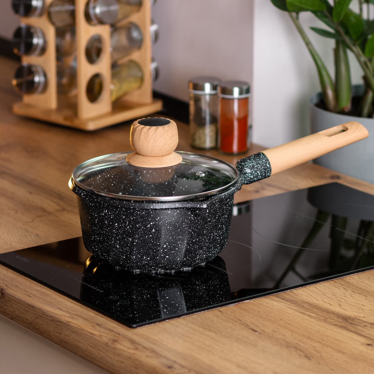 Сотейник з антипригарним покриттям 2,9 л з товстим дном Ø 18 см HP-4-431B — 5